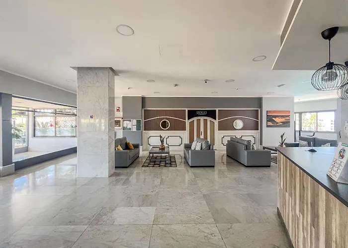 Koka Flat Playa Ingles-pool & Views Apartamento *