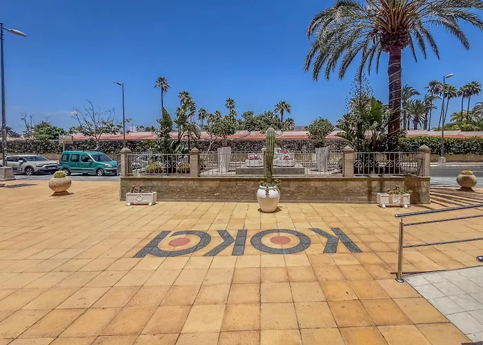 Koka Flat Playa Ingles-pool & Views *